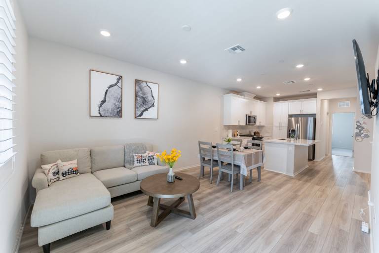 Condo Covina