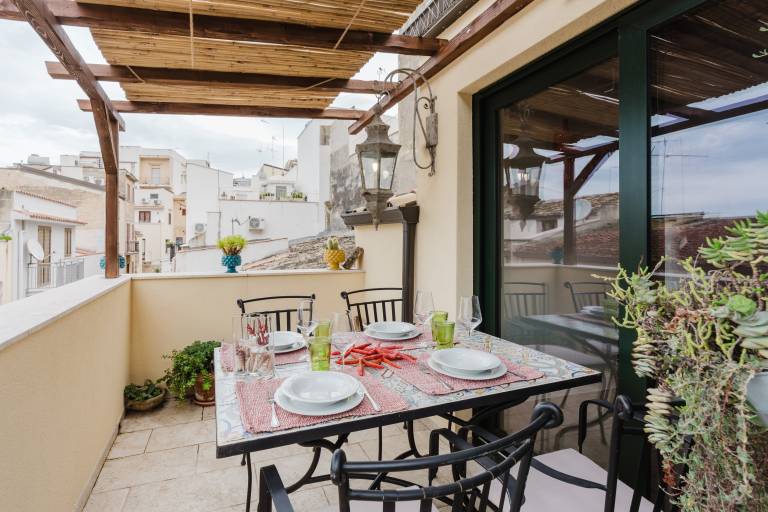 Charming house with patio & fast internet | Beach view | Close to the beach | Dogs allowed — photo 2