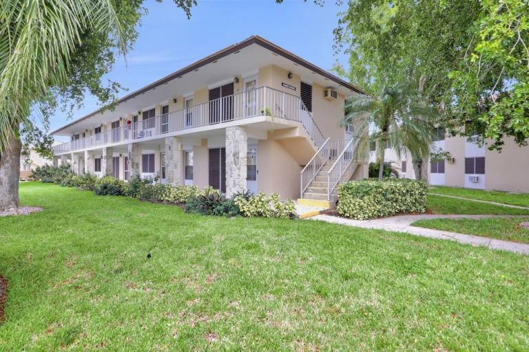 Condo  Marco Island