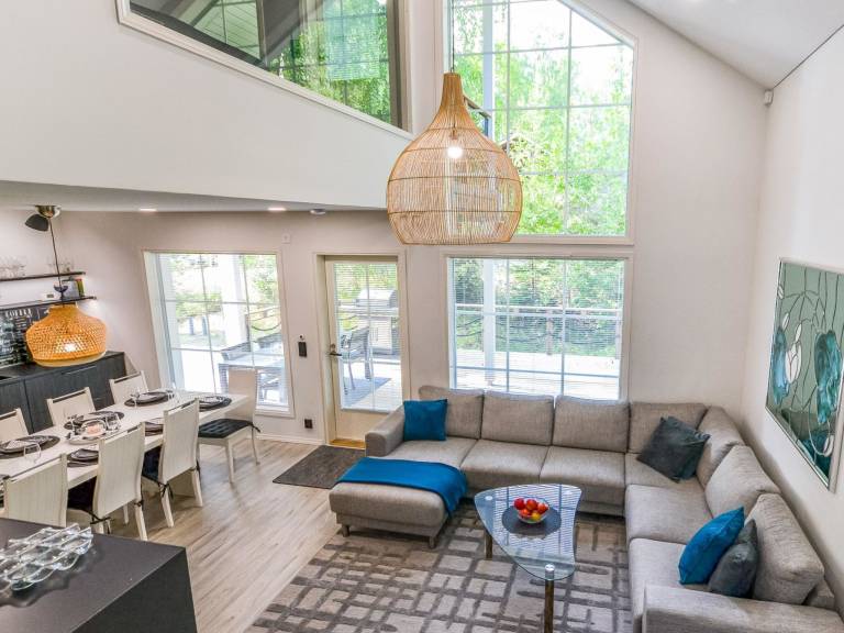 Beautiful vacation home with sauna & patio | Nature view | Pet-friendly — photo 5