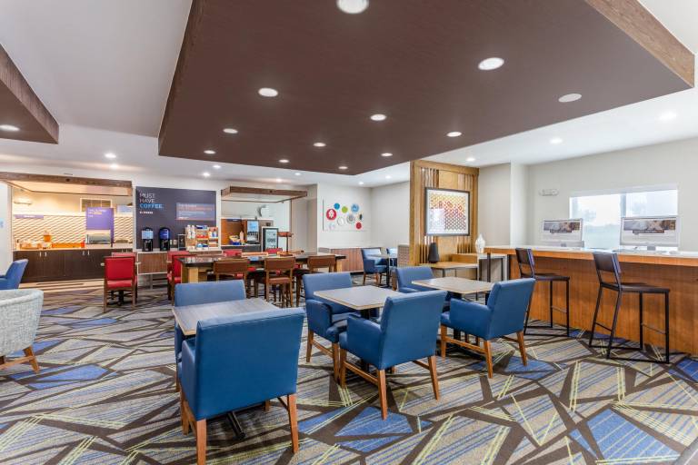 Holiday Inn Express - Albert Lea By IHG — photo 2
