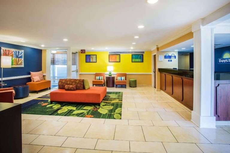 Days Inn by Wyndham Florence Near Civic Center — photo 5