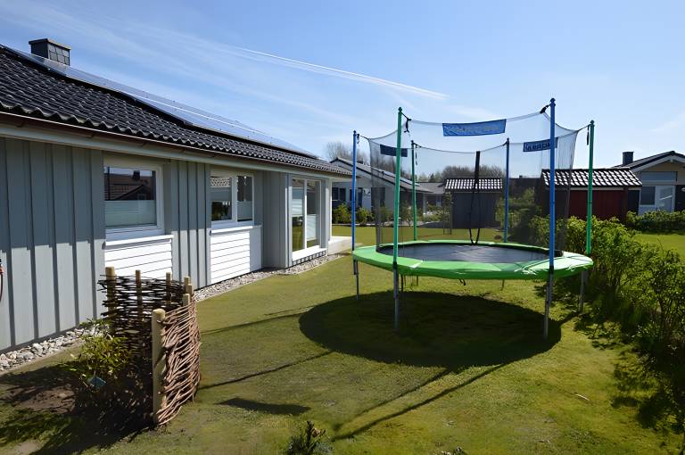 Ferienhaus Nordseeluft mit privatem Garten und Wi Fi