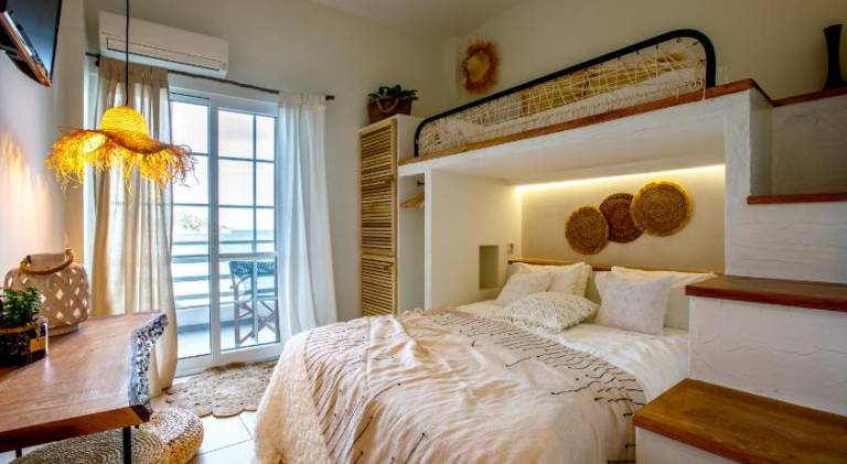 Arcadia Luxury Rooms Seaside Cuisine — photo 2