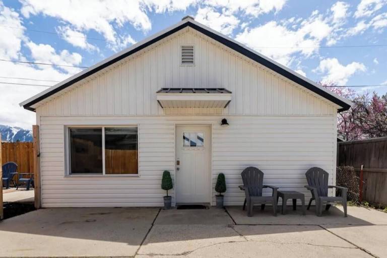Cottage Sandy