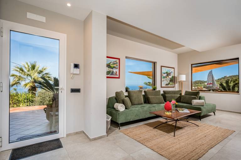 Fully equipped beautiful villa with terrace, private pool & barbeque | Pool view | Good for workation | Pets are welcome — photo 3
