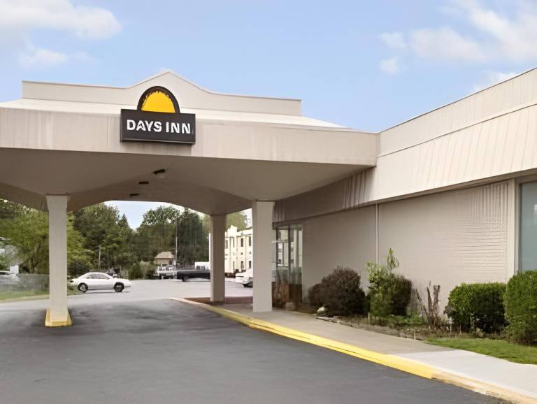Columbus Grand Hotel & Banquet Center