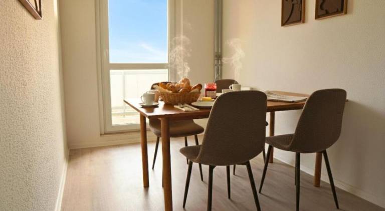 Rental apartment with 3 rooms for 5 persons — photo 3