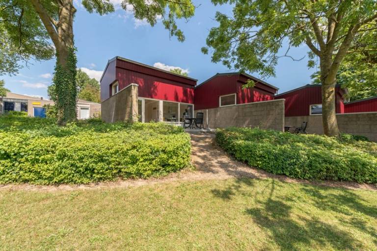 Bungalow with garden | Pets allowed in Valkenburg aan de Geul