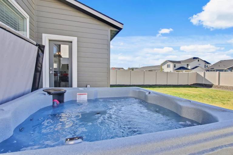 Child-friendly spacious house with jacuzzi | Dogs allowed — photo 3