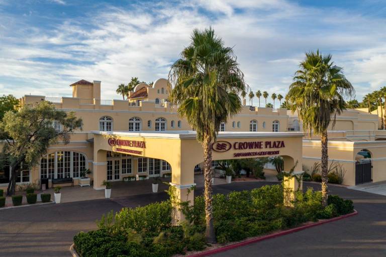 Crowne Plaza Phoenix - Chandler Golf Resort By IHG in Chandler, AZ