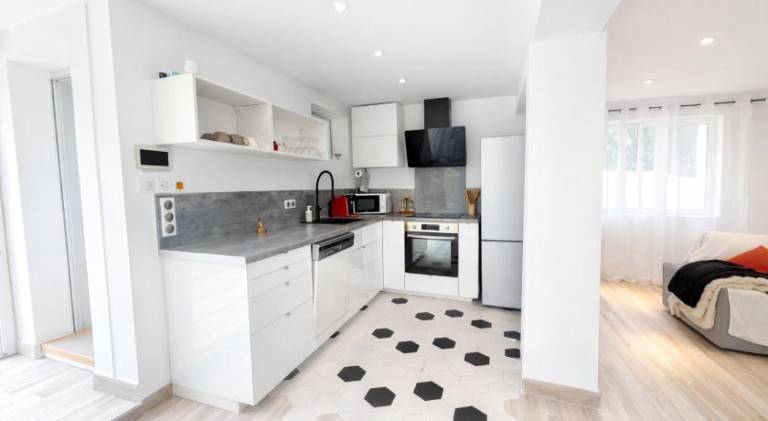 Havre de paix avec piscine & grand jardin 6 pers — photo 4