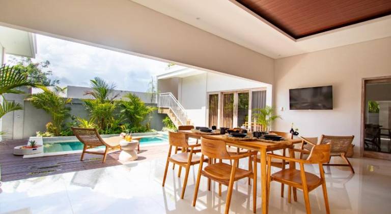Sunterra CANGGU- 3BDR with Private Pool Rooftop — photo 3