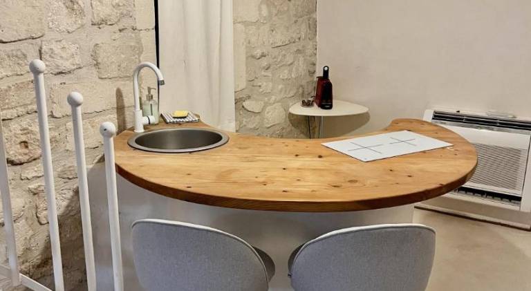 Apartment with terrace & jacuzzi — photo 4