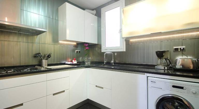 Three bedroom apartment in Gran de Gracia - You Stylish Apartments — photo 2