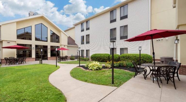Comfort Inn & Suites Warsaw near US-30 — photo 5