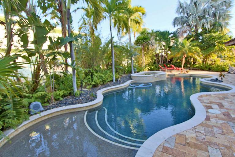 Villa with BBQ, hot tub & terrace | Water view in Islamorada, FL
