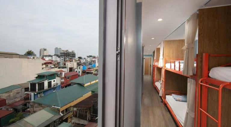 Hanoi Backpackers Hostels Rooftop Bar — photo 5