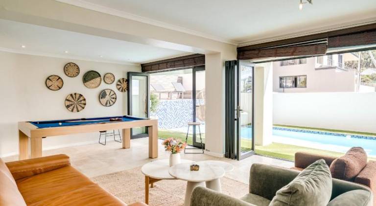 Villa with pool | Pets are welcome — photo 3
