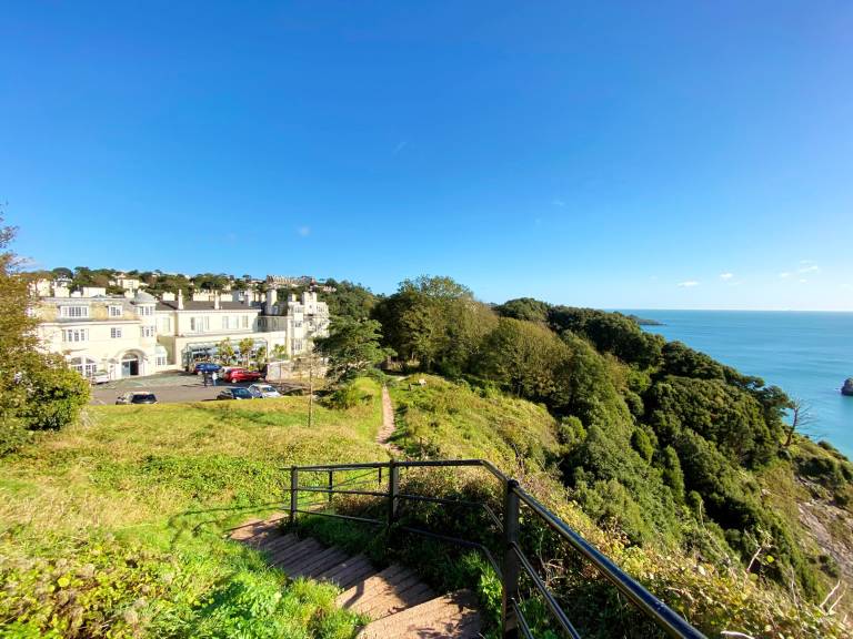 Cottage with terrace | Beach view in Paignton