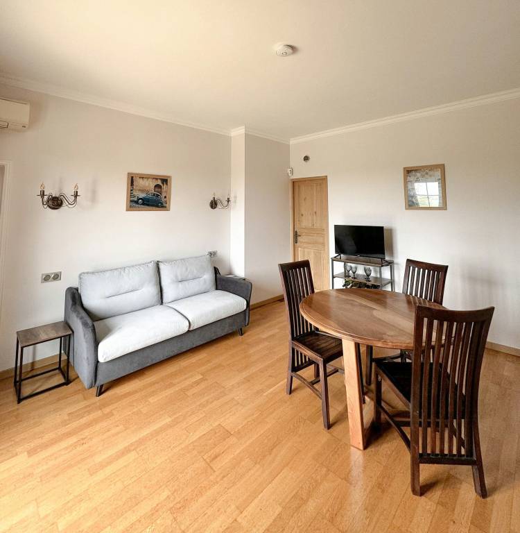 Fully equipped pleasant holiday apartment with pool, yard & patio | Dogs allowed — photo 5