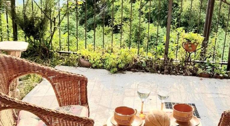 House with patio | Pets allowed — photo 3