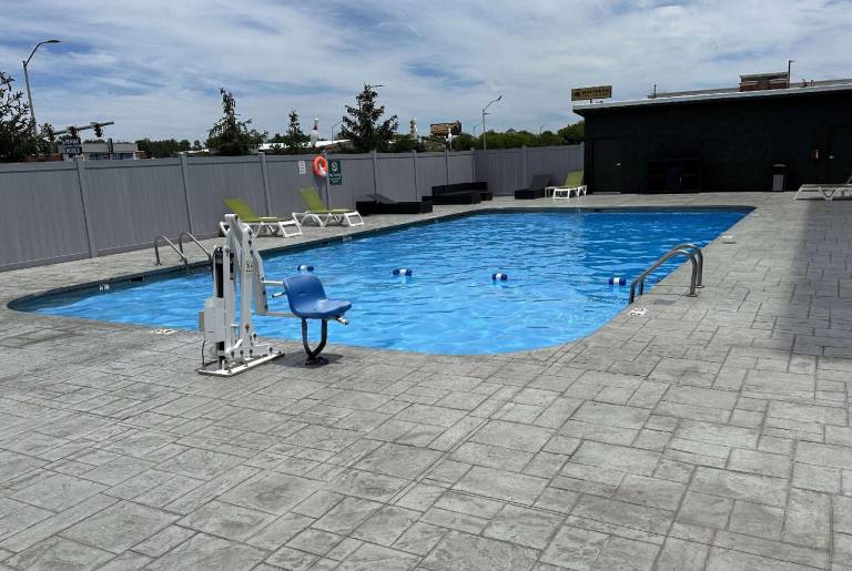 La Quinta Inn & Suites by Wyndham Indianapolis South — photo 5