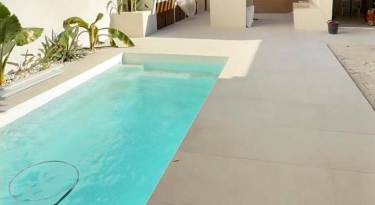 Villa with pool in Marseille