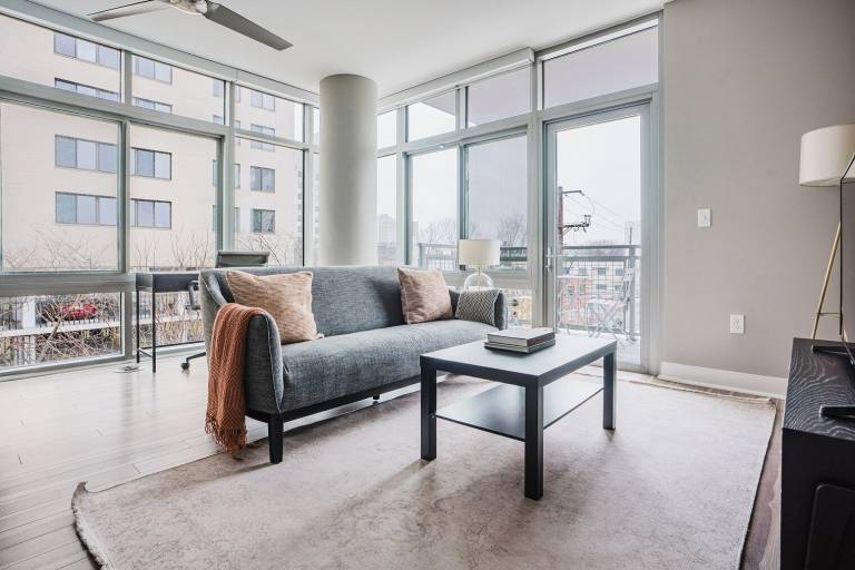 Apartment  Chevy Chase