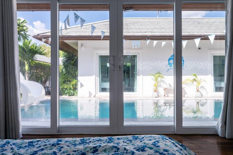 Vacation home with private pool & barbeque | Suitable for remote work | Pet-friendly — photo 3