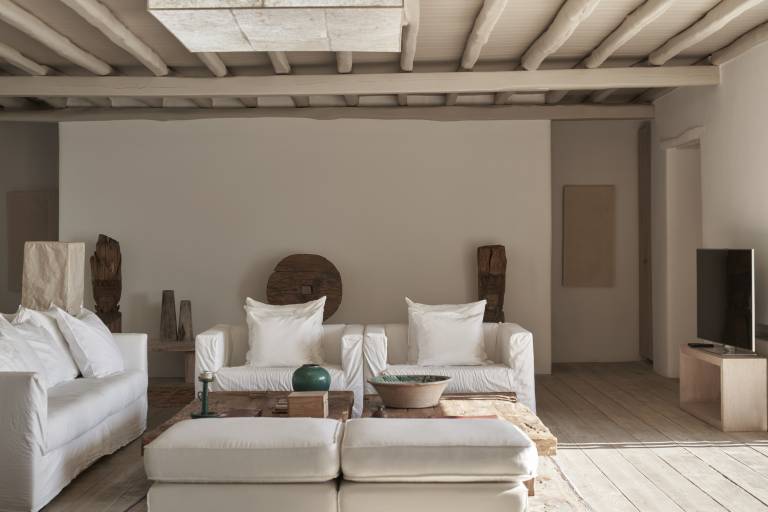Villa with terrace, barbeque & private pool | Nature view — photo 3