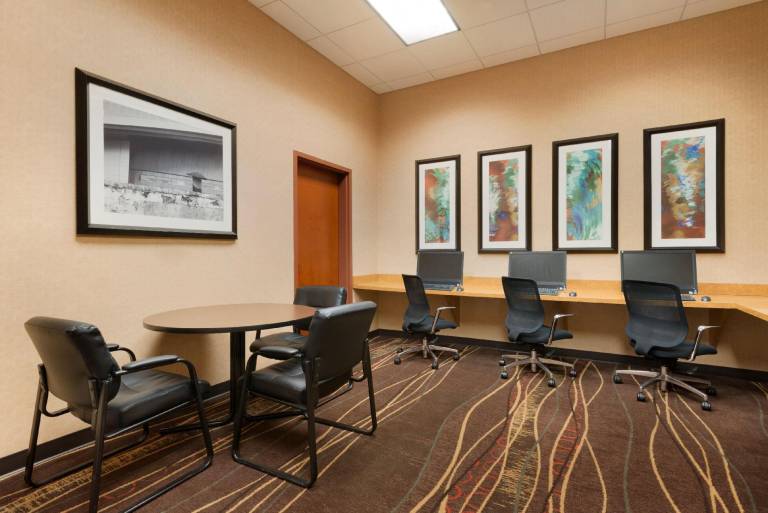Embassy Suites by Hilton Franklin Cool Springs — photo 5