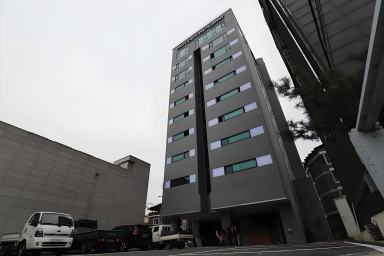 Dongducheon Hotel The Gray