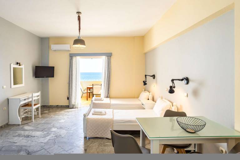 Beachfront Nest Memi Koroni-Seaheaven House B3 — photo 3