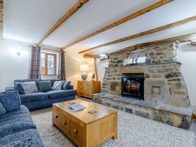 Family-friendly cottage with yard & BBQ | Pets are welcome — photo 3