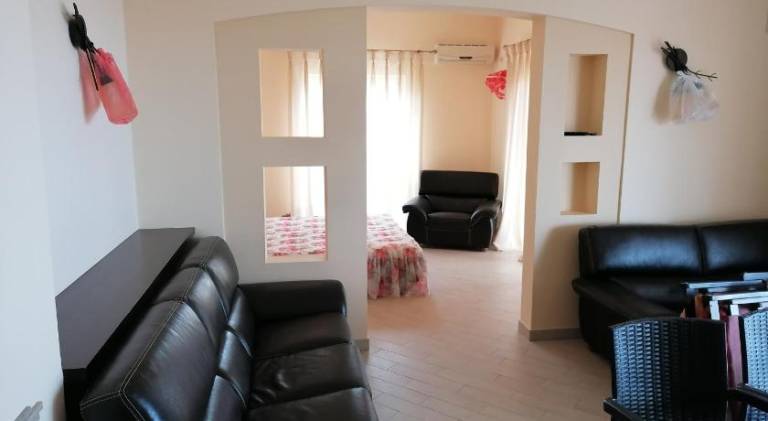 Apartma Bar