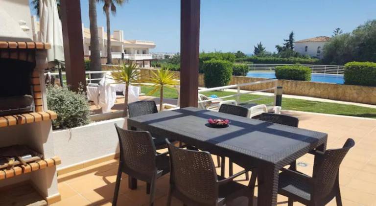Fully equipped rental apartment with hot tub, terrace & yard | Perfect for remote work | Pets are welcome — photo 4