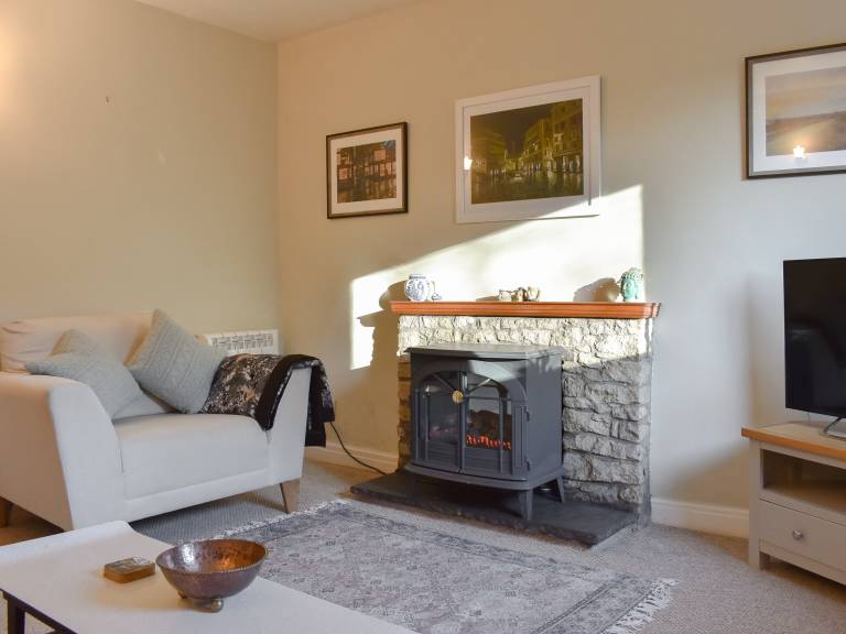Family-oriented cottage with yard | Dogs allowed — photo 2