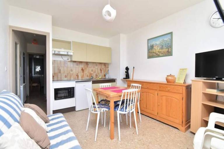 Rental apartment with 1 room for 4 persons — photo 2
