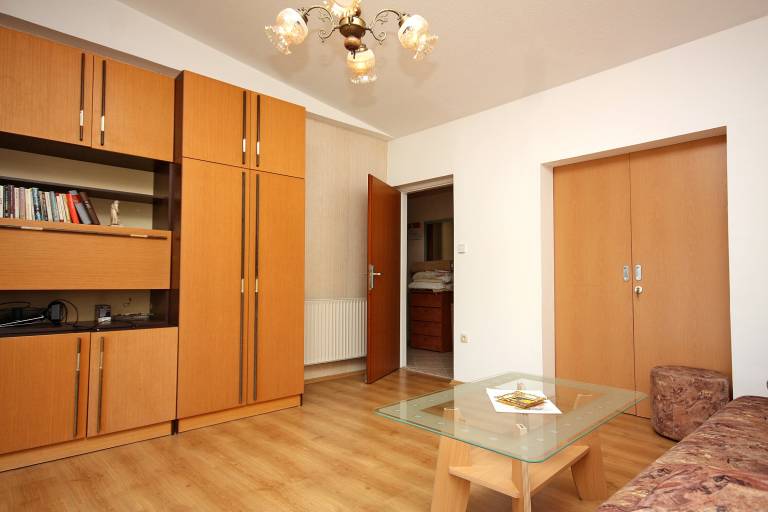 One bedroom apartment with terrace and sea view Supetarska Draga - Gornja, Rab (A-5053-b) — photo 4