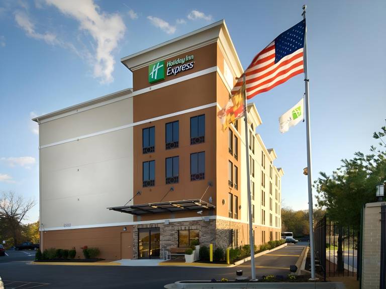 Holiday Inn Express Washington DC BW Parkway By IHG