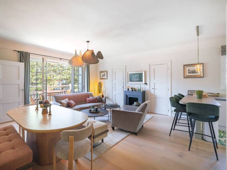 Ample holiday apartment | Pet-friendly in Montreuil