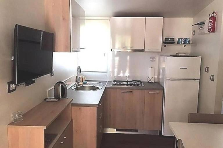 Apartment with terrace & BBQ | Sea view | Next to the beach | Pets allowed — photo 2