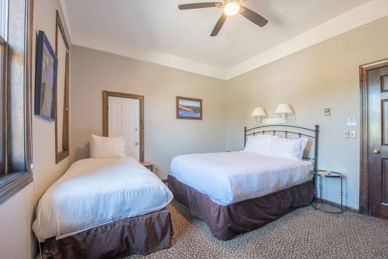 Lodge Crested Butte