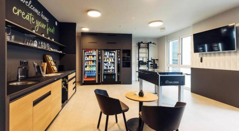 Harry's home Telfs hotel & apartments — photo 4