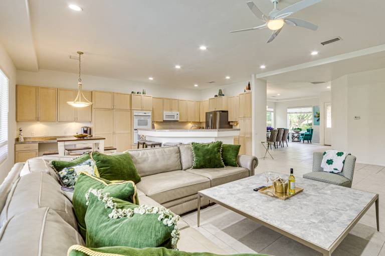 Family Friendly: Spacious Oasis in Palm Desert! — photo 5