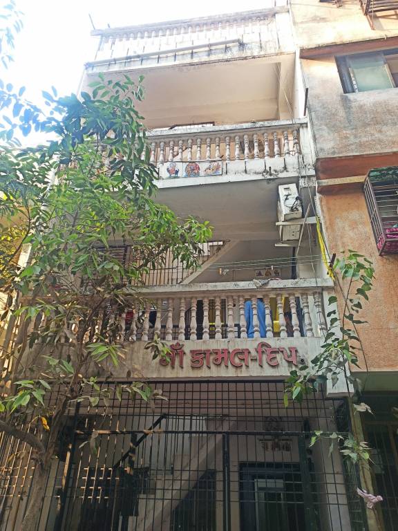 Private room  Keshav Park Society