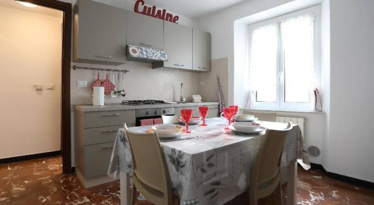 Apartment with 1 room for 4 persons — photo 2