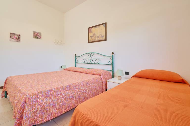 Apartment "Mare Etrusco Villetta D1" with Private Garden & Wi-Fi — photo 5