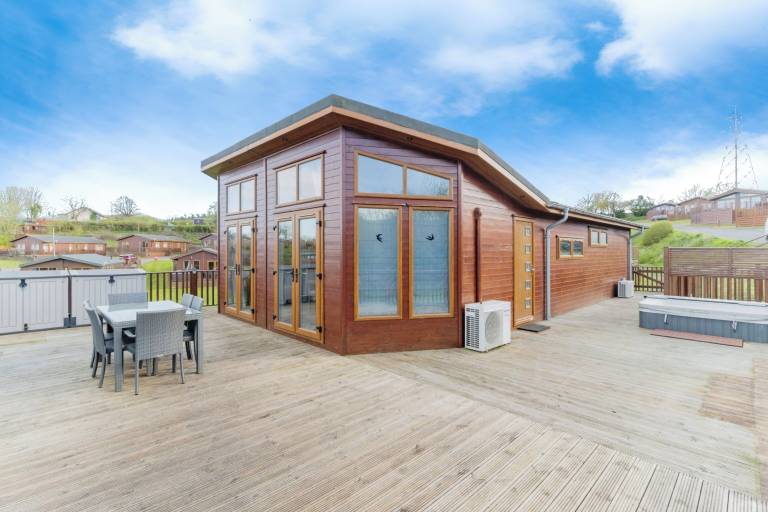 Cabin  Totnes